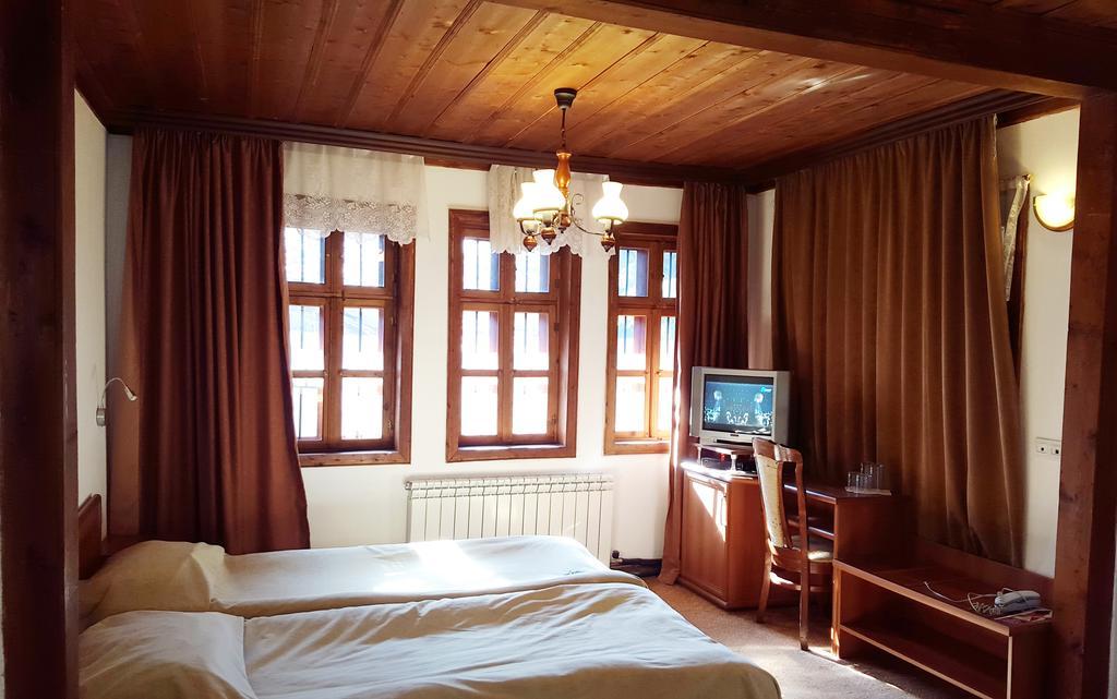 Chakarova Guest House Сливен Номер фото